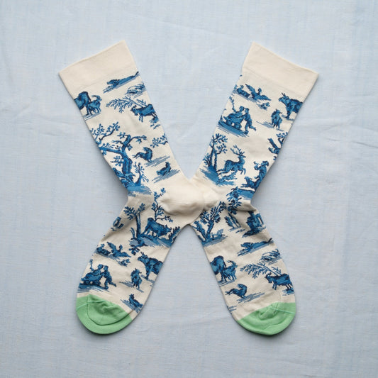 Bonne Maison cotton patterned socks in Toile de Jouy pleasures of the countryside blue on white design.