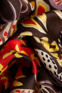 Inoui Editions silk modal carre square scarf Jardin des Sirenes in brown.