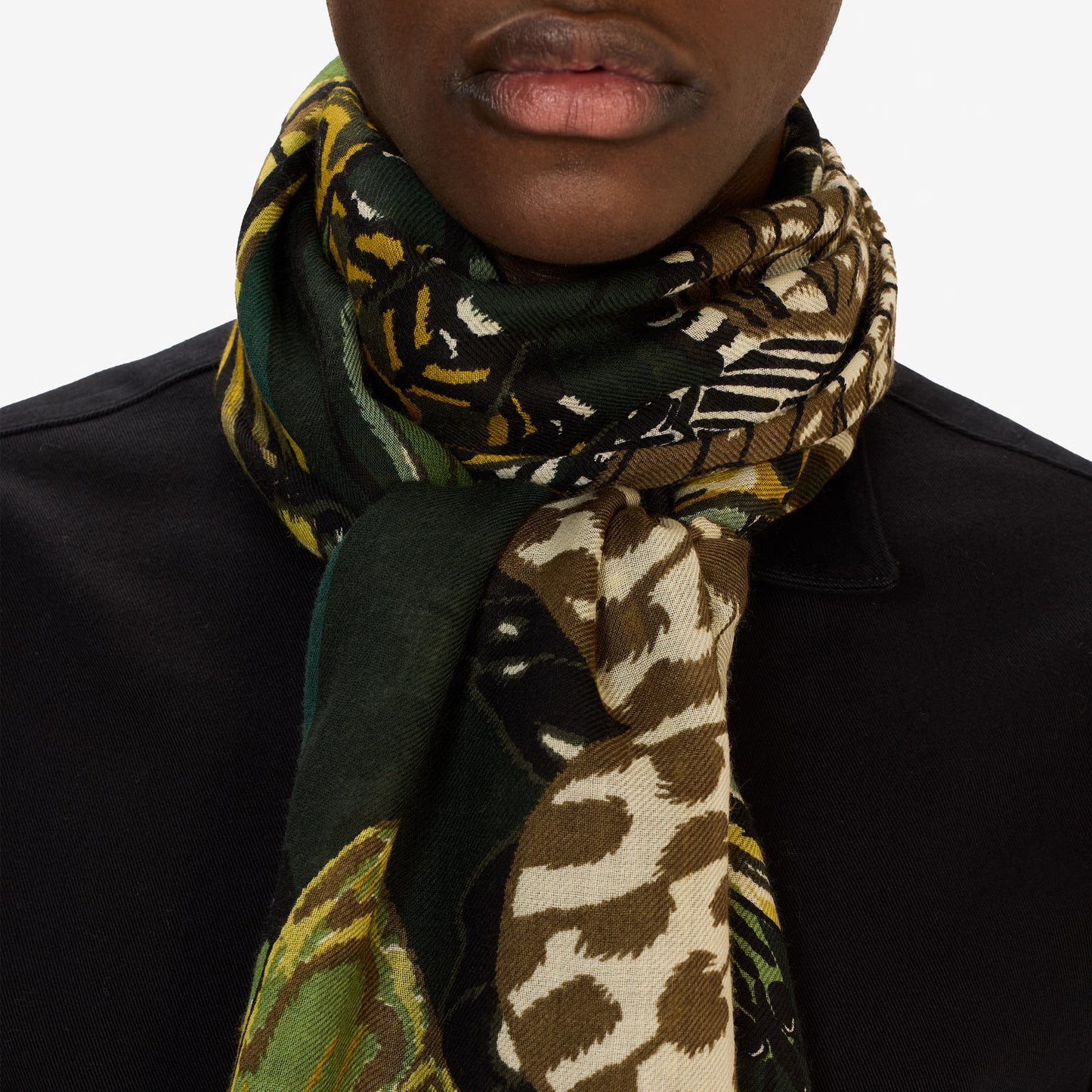 Inoui Editions fine wool scarf Papillons featuring colorful butterfly illustrations in green shades on a white background.