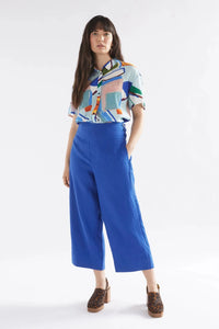 Elk the Label French linen Olsson pant, cropped lengthy in ultramarine.