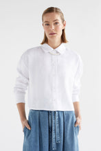 Load image into Gallery viewer, Elk classic white button up cotton shirt, Cort, in cropped length.