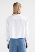 Load image into Gallery viewer, Elk classic white button up cotton shirt, Cort, in cropped length.