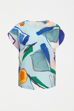 Load image into Gallery viewer, Elk Kash top circle sleeve in abstract print.