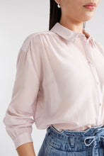 Load image into Gallery viewer, Elk Mia shirt in shell pink.