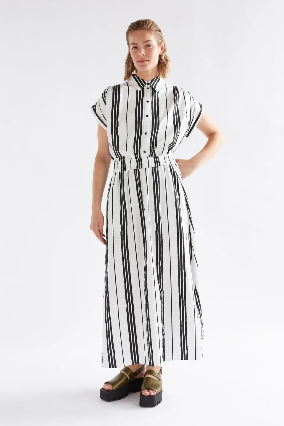 Elk organic cotton Fez skirt white with black stripes.