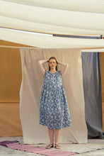 Load image into Gallery viewer, Dve Toshni linen dress - Aegean blue blockprint