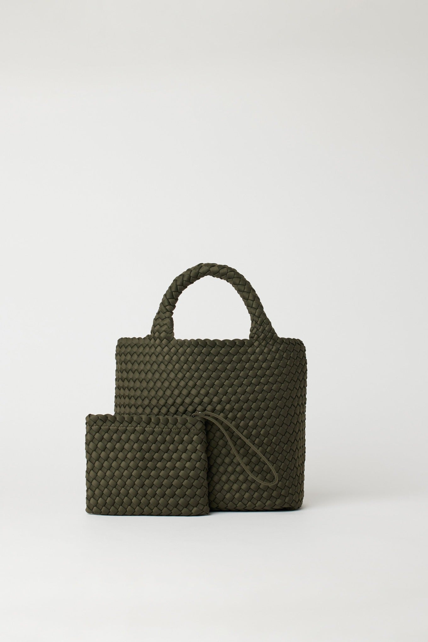 Andreina handwoven Ciudad tote crossbody bag in army green.