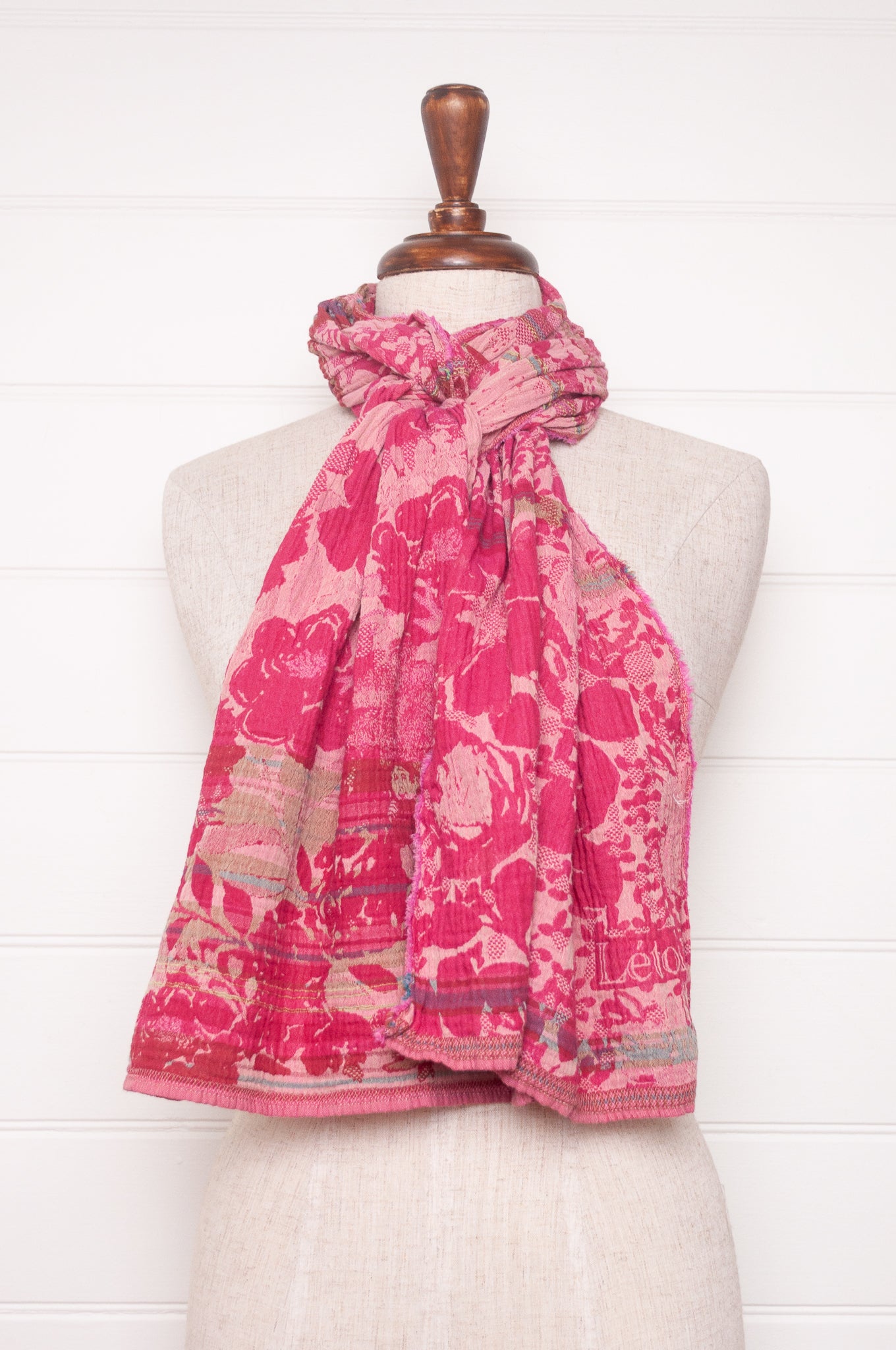 Letol organic cotton floral jacquard scarf Emilienne floral design in rose, shades of pink.
