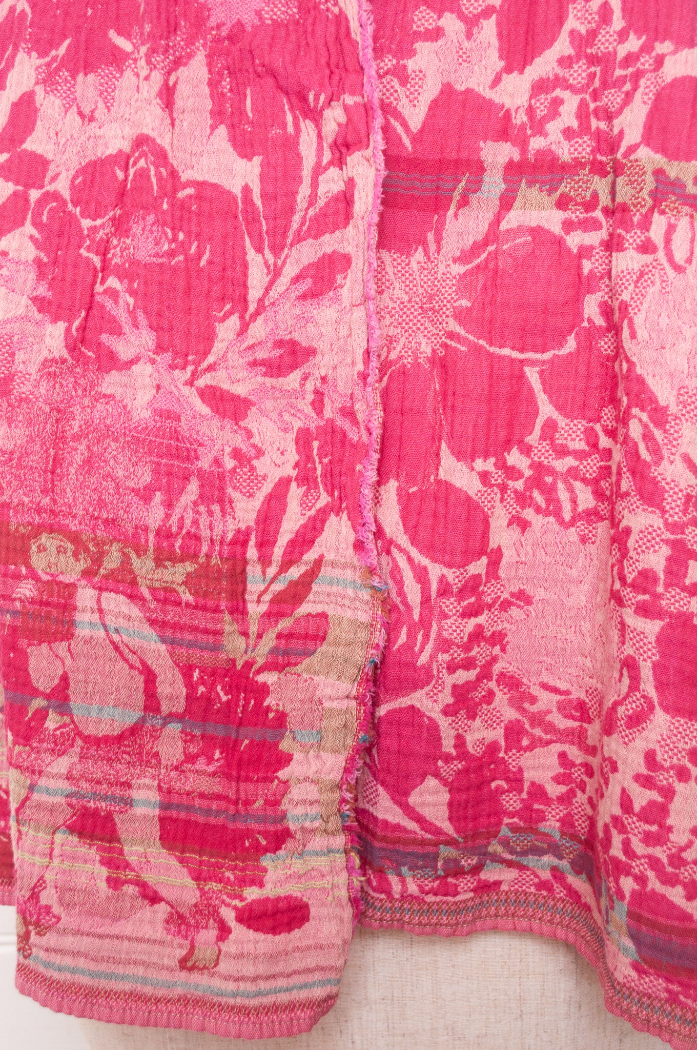 Letol organic cotton floral jacquard scarf Emilienne floral design in rose, shades of pink.