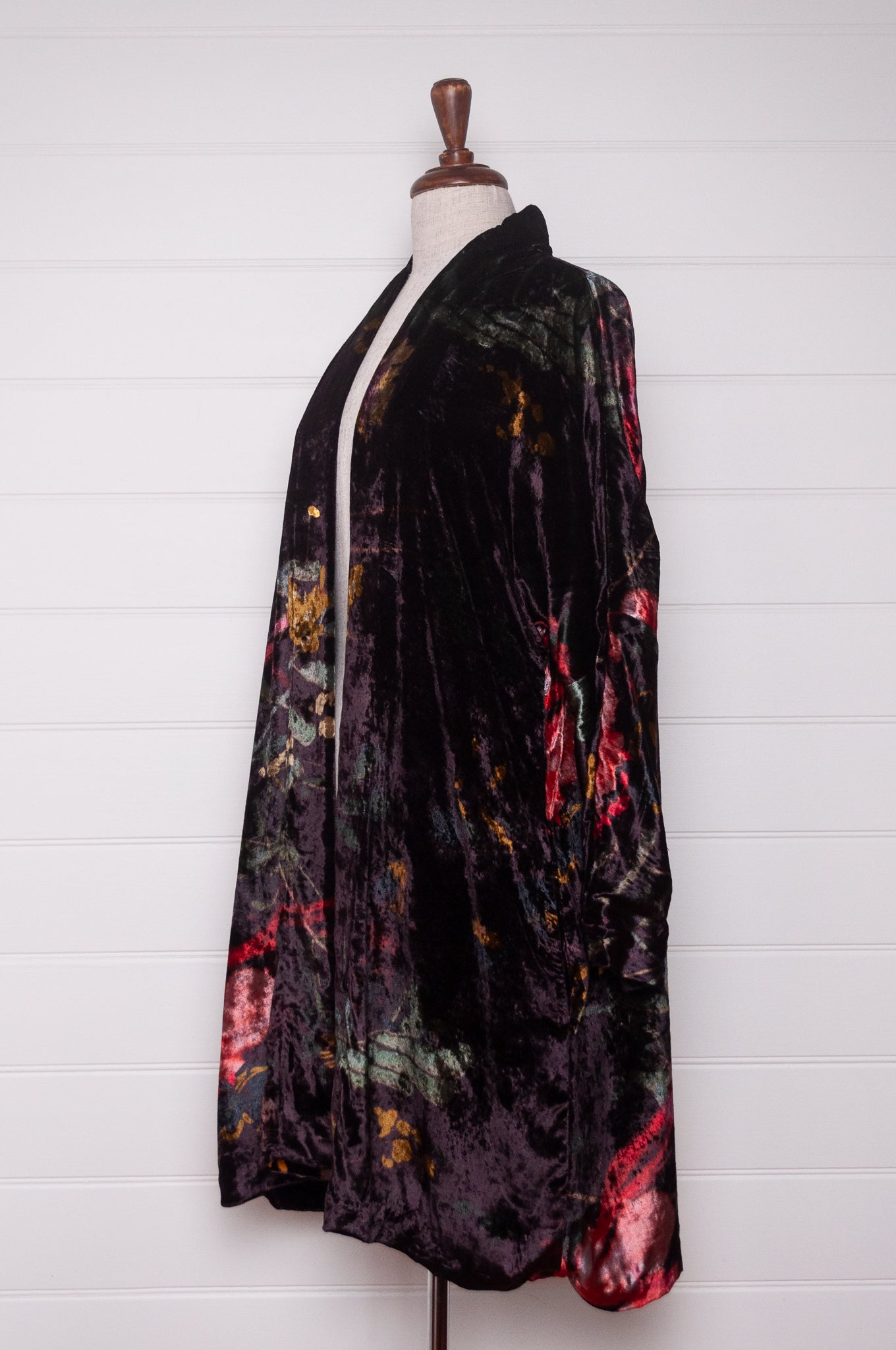 Yavï silk coat - Midnight florals