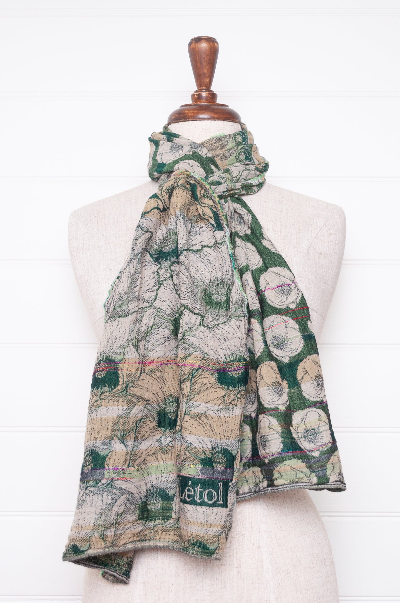 Letol organic cotton jacquard floral scarf Stephanie in trefle green.