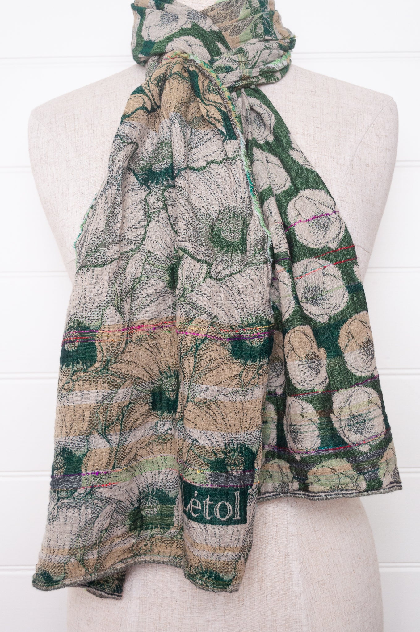 Letol organic cotton jacquard floral scarf Stephanie in trefle green.
