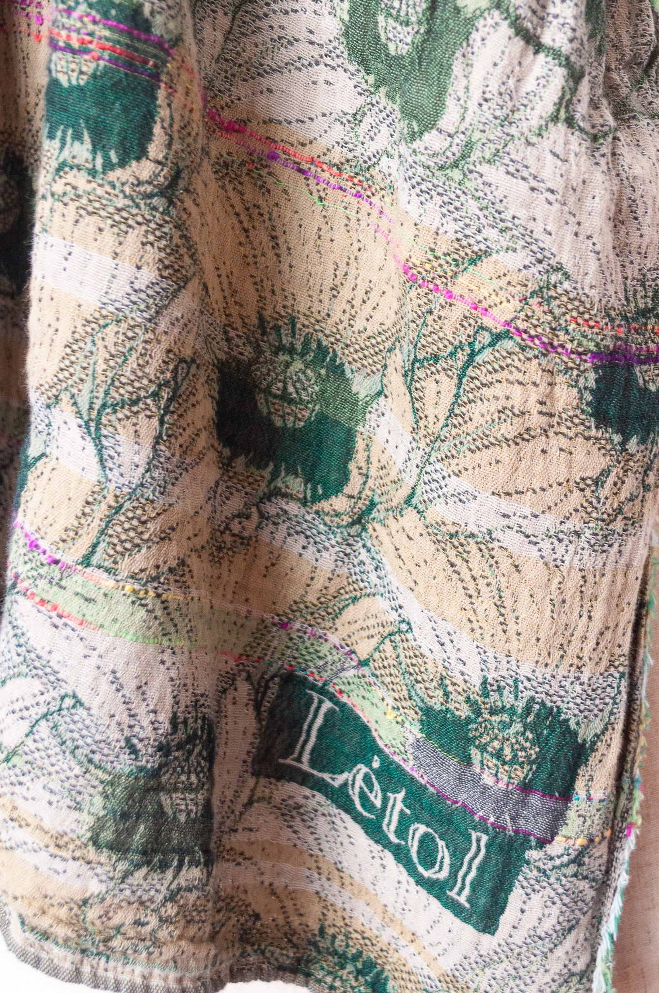 Letol organic cotton jacquard floral scarf Stephanie in trefle green.