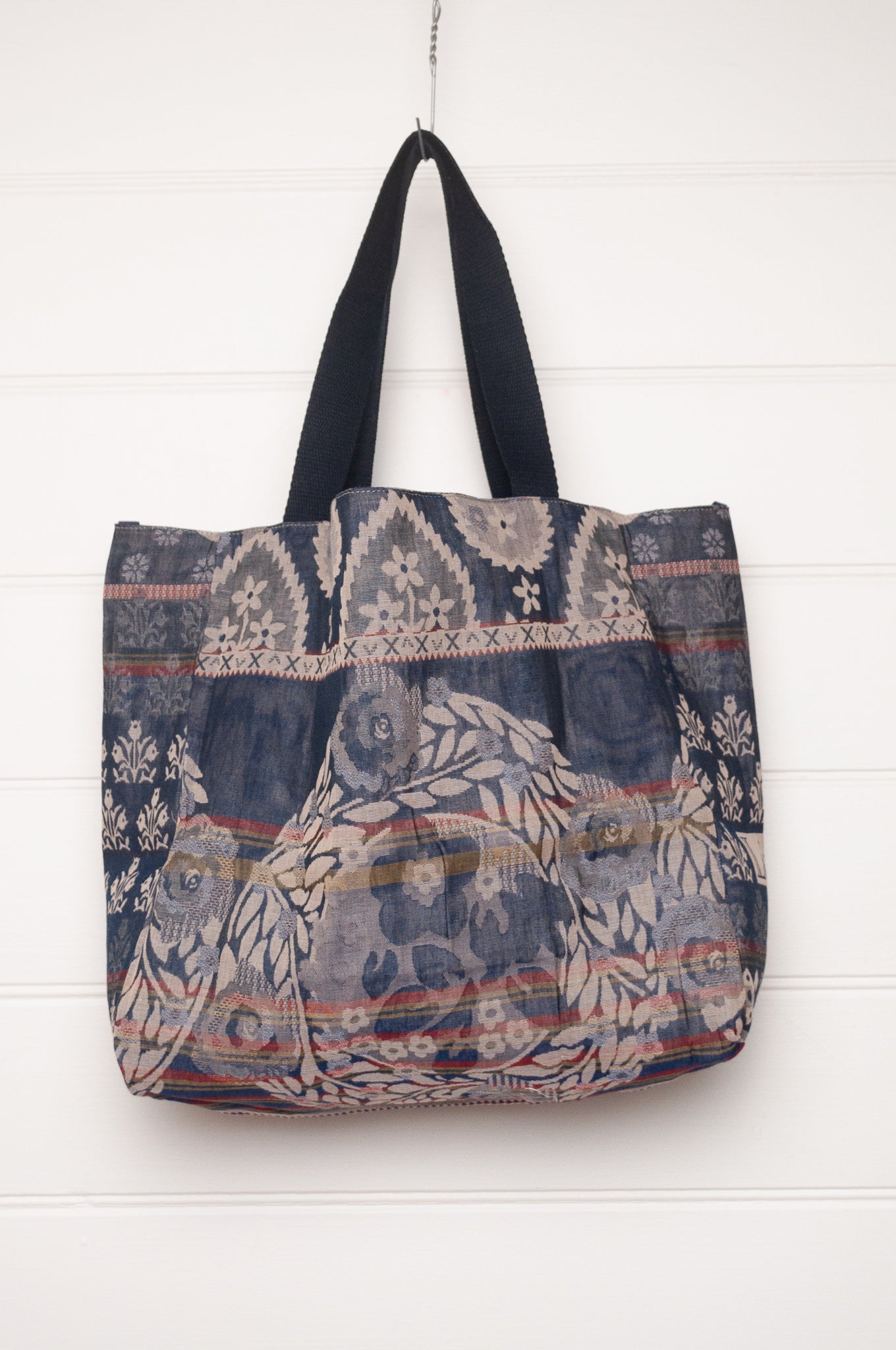 Letol organic cotton jacquard weave tote bag floral design in shades of blue.