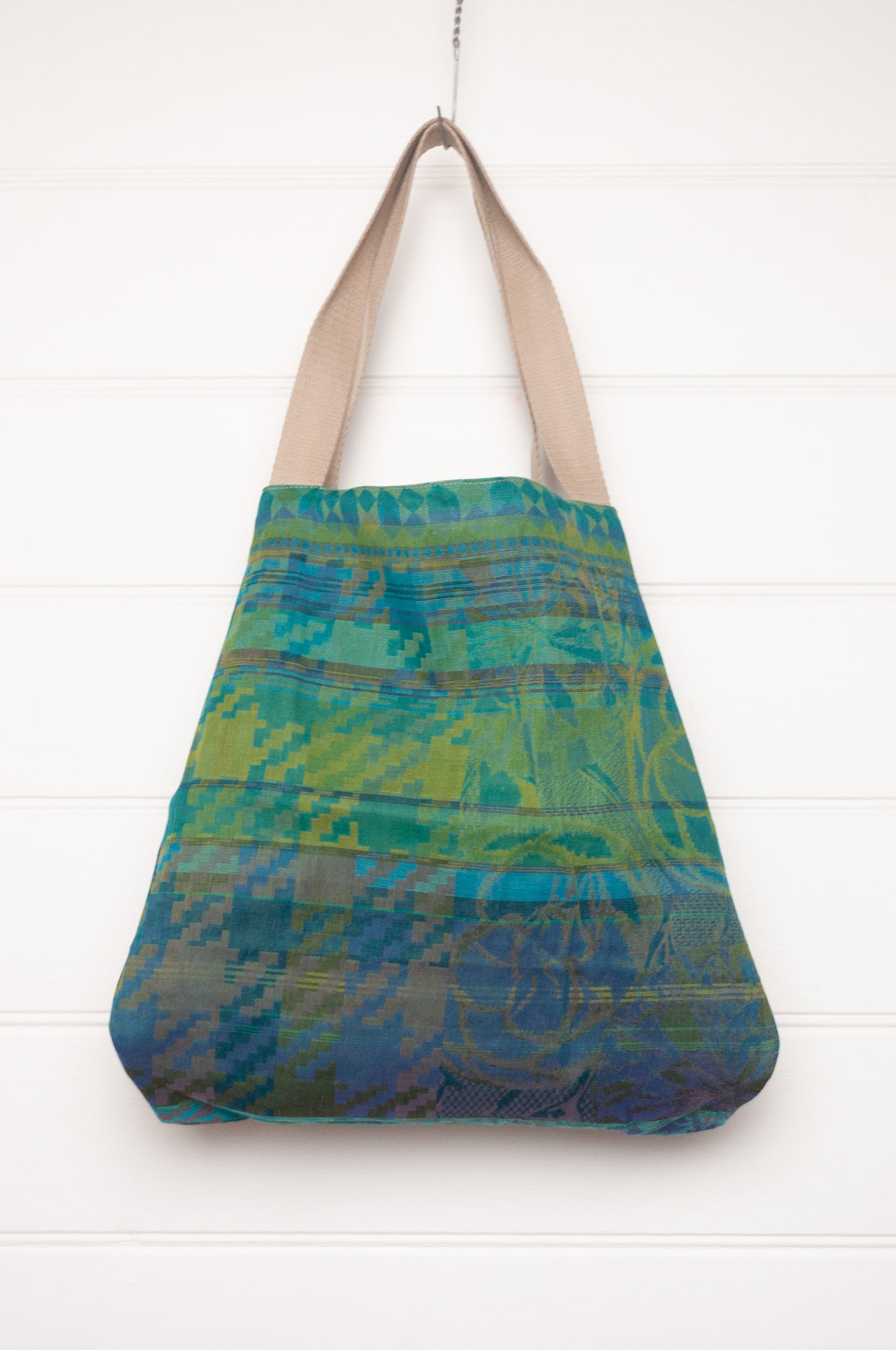 Letol medium sized organic cotton tote bag with Emilienne design in aqua, lime and green.
