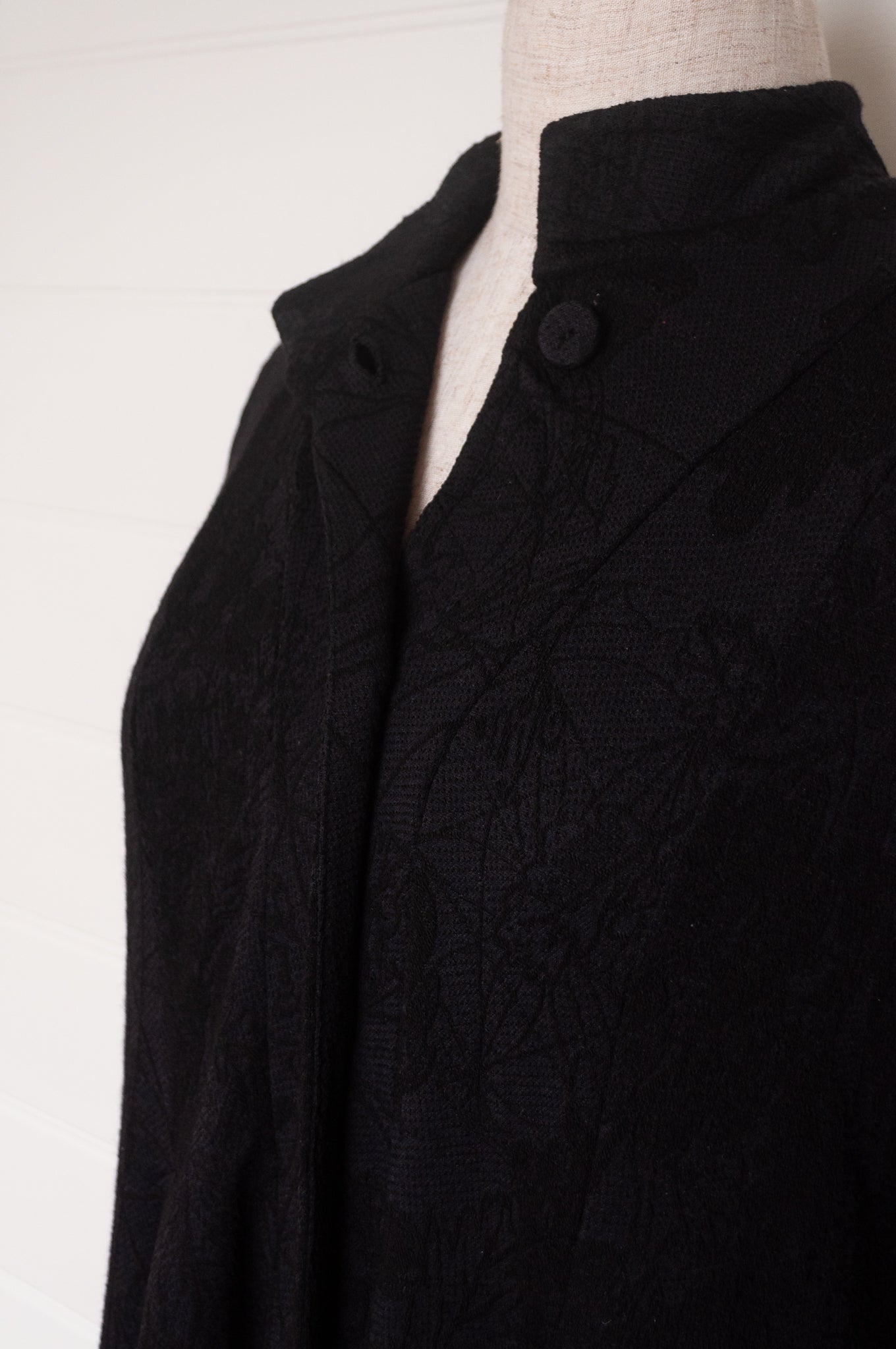Valia merino wool jersey jacquard print Oaks jacket in black.