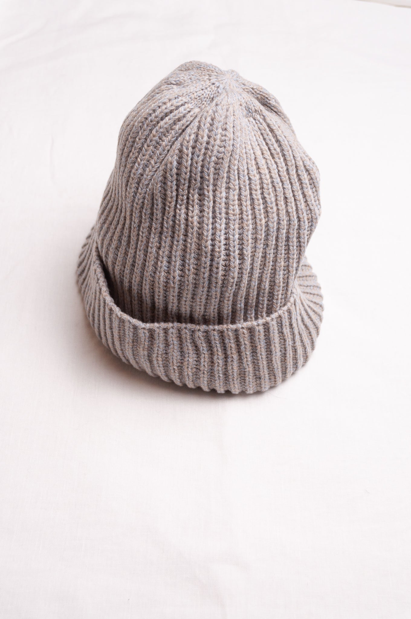 PCNQ pure wool ash grey beanie bonnet.