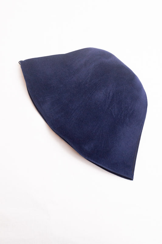 PCNQ Waku pure rabbit wool felt hat in navy.