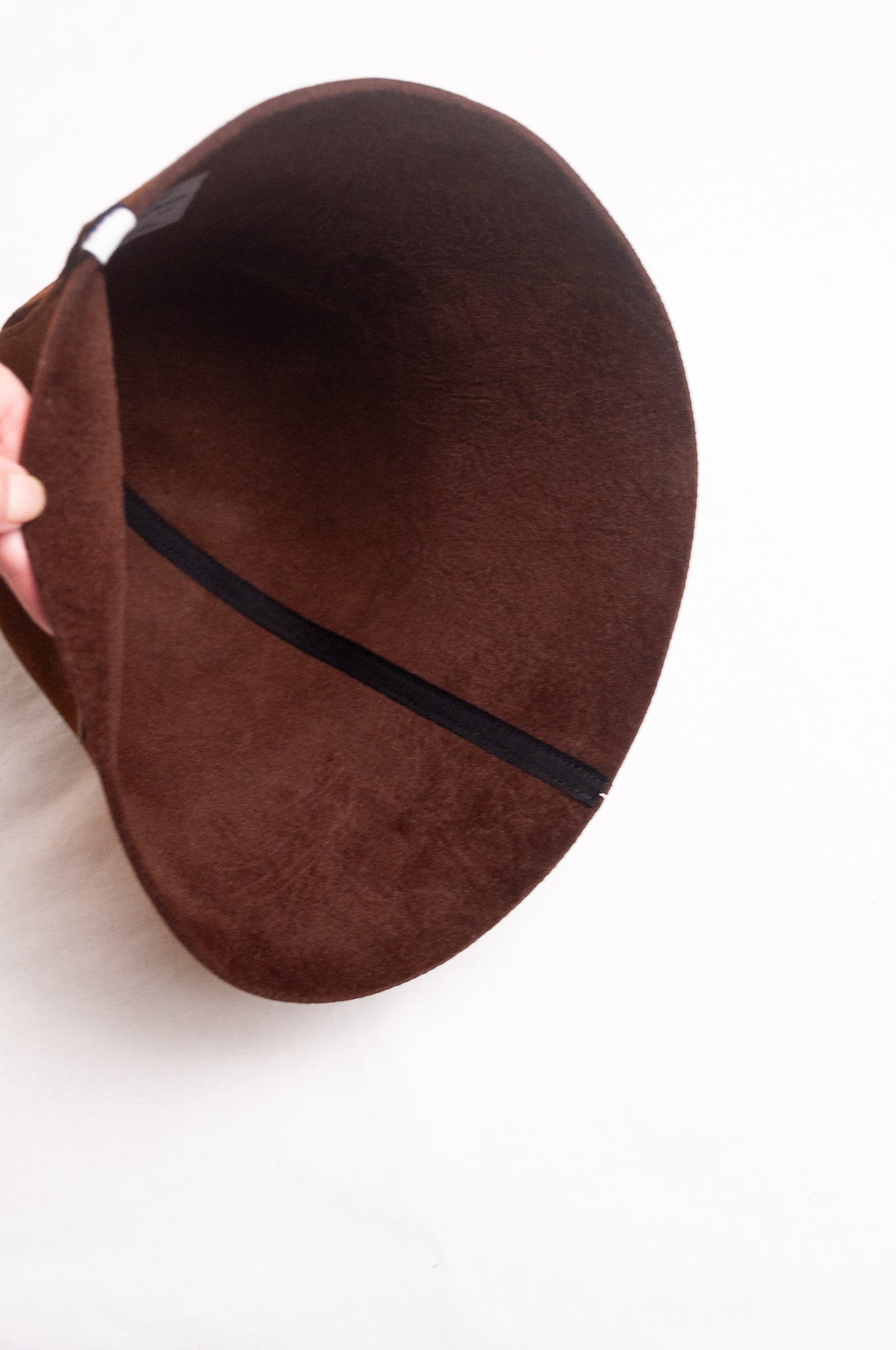 PCNQ Waku rabbit wool felt hat in dakr brown.