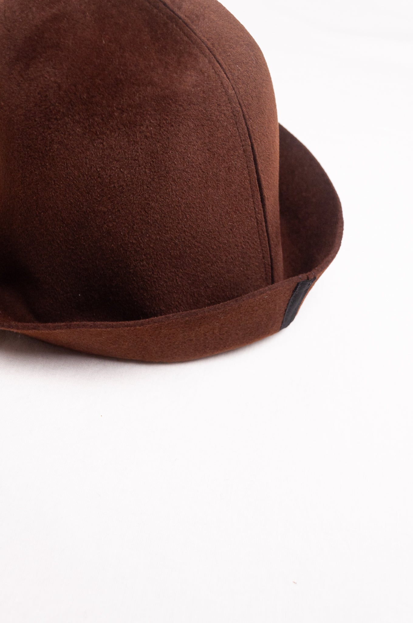 PCNQ Waku rabbit wool felt hat in dakr brown.