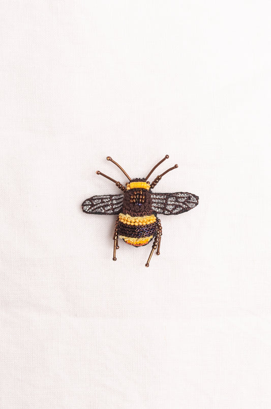 Trovelore brooch - Bumble bee