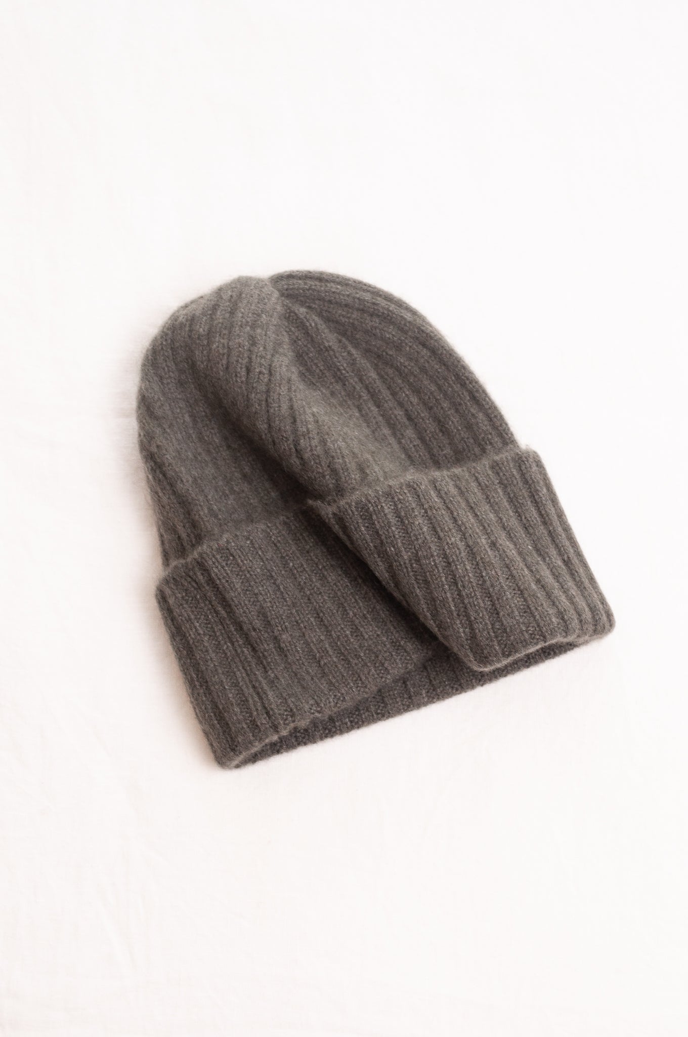 Juniper Hearth ribbed knit cashmere beanie in moor, dusky dark olive green.