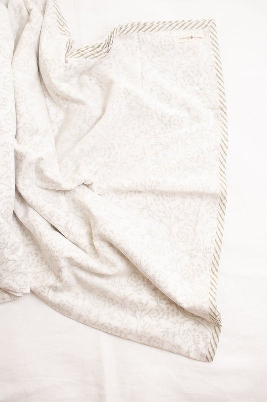 Olive green and whtie floral muslin blockprint dohar summer quilt.