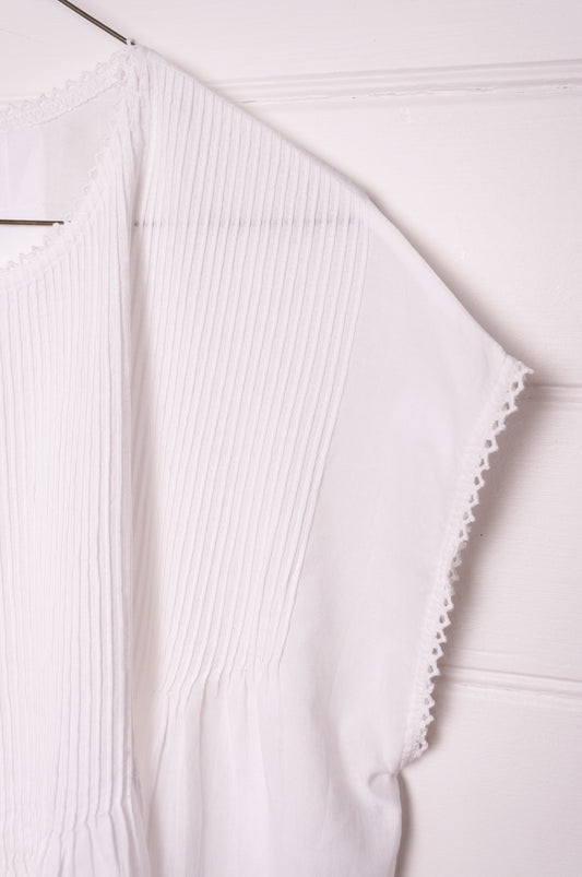 DVE Indra fine cotton pin tuck one size blouse in white.