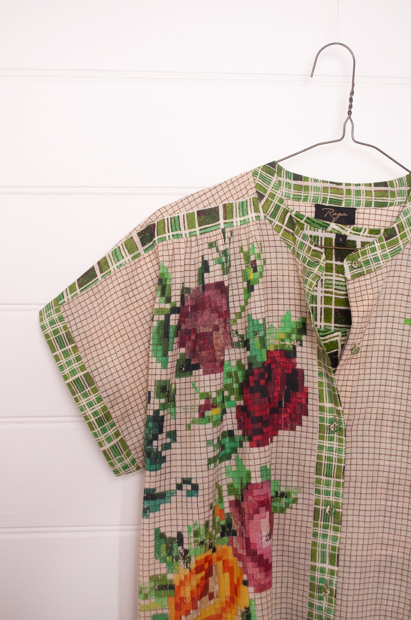 Raga Designs Juni dressin digital print floral cotton button up short sleeves.