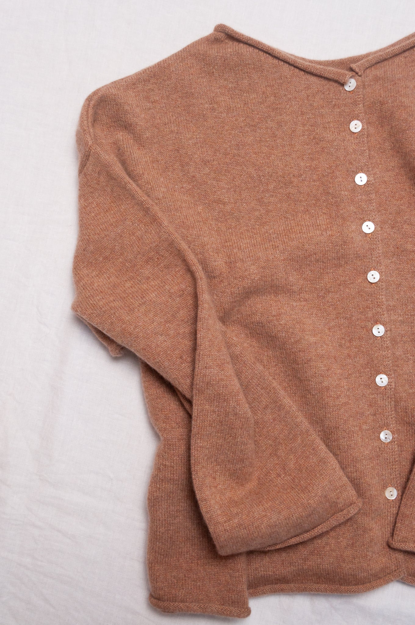 One size reversible cashmere cardigan in camel.
