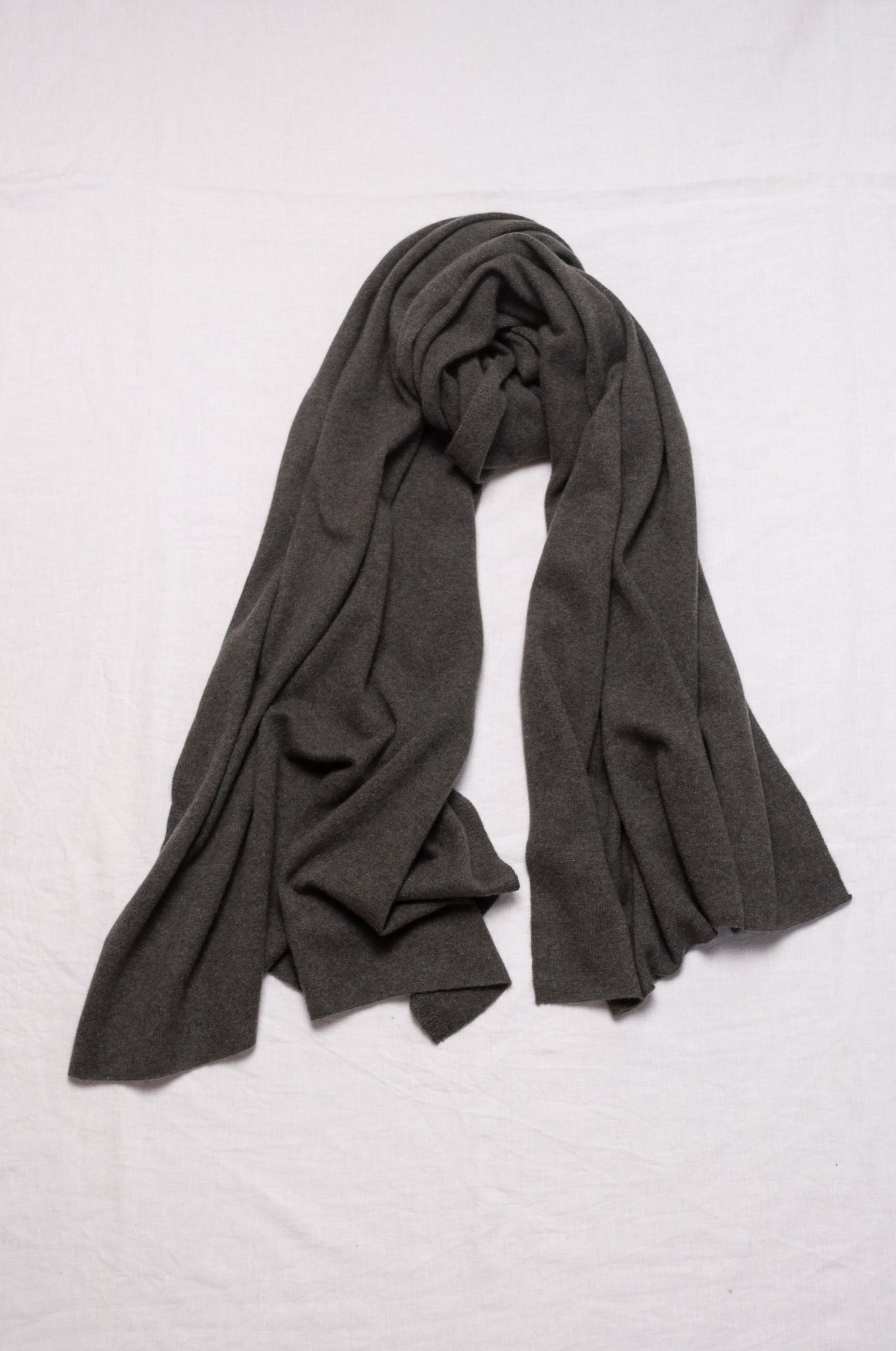 Juniper Hearth pure cashmere cosy scarf in moor green.
