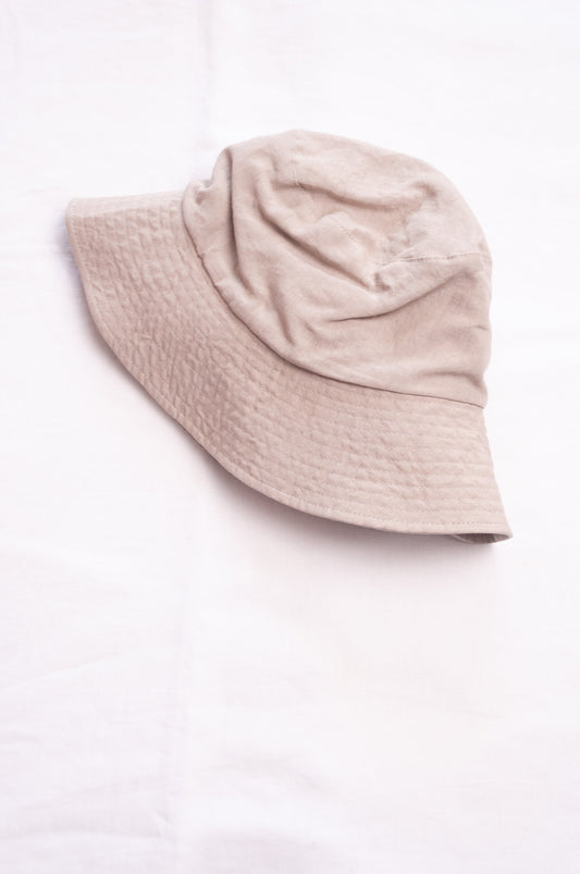 PCNQ Luna made in Japan silver grey foldable linen fabric bucket hat.