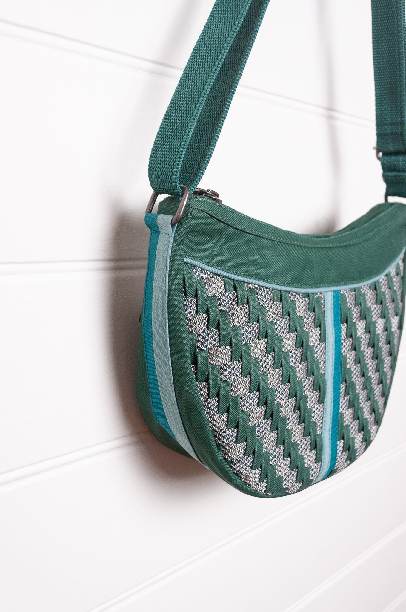 Anna Kaszer Fantio bag in forest green, cross body with braided panel.