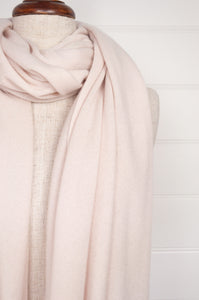 Juniper Hearth cosy cashmere scarf - ecru