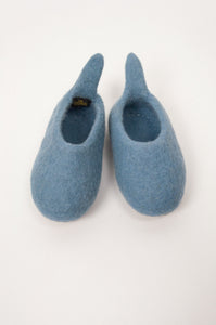 Wool felt baby slippers - blue
