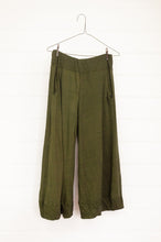 Load image into Gallery viewer, Valia wool jersey London pant in olive green.