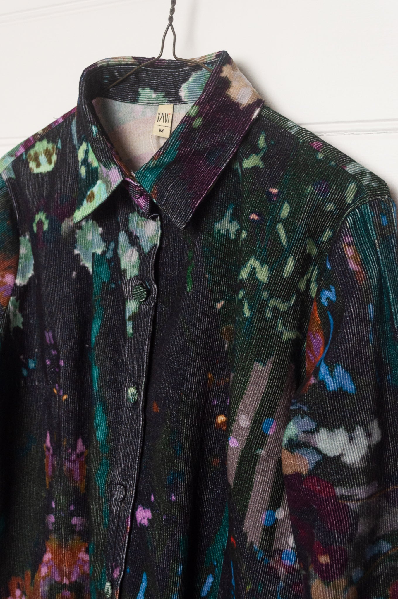 Yavi fine cotton corduroy long sleeve shirt in deep floral print.