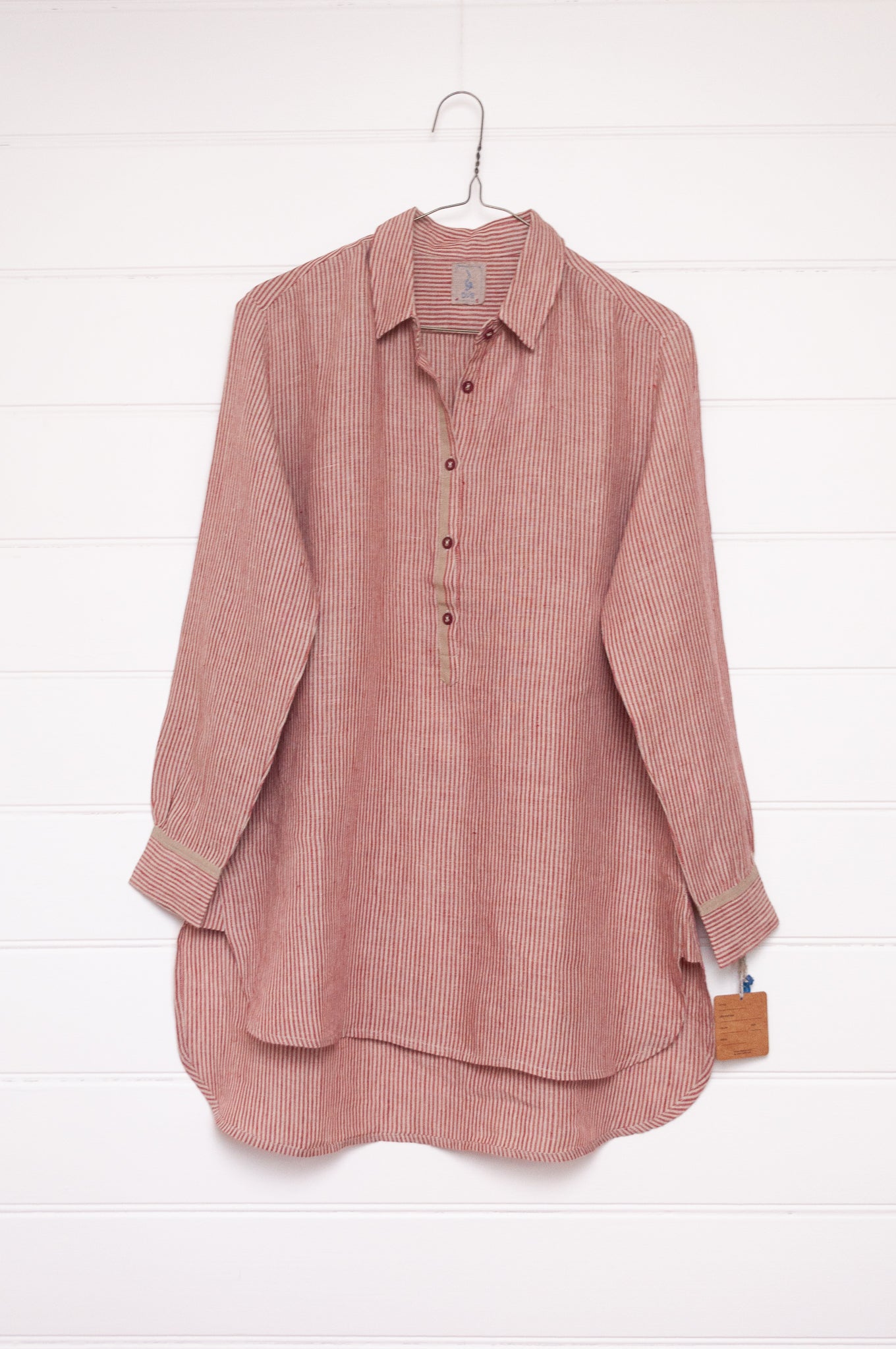DVE Vetali fine stripe linen shirt crimson red and natural.