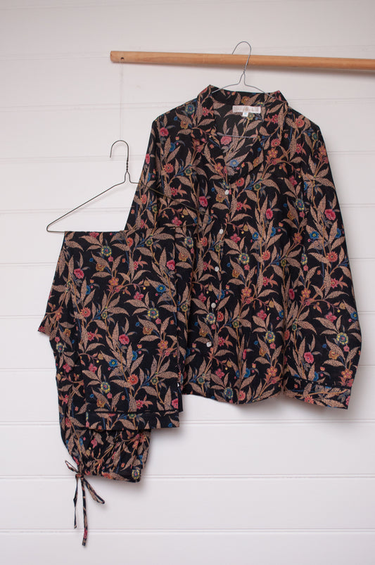 Pyjamas - wildflower black