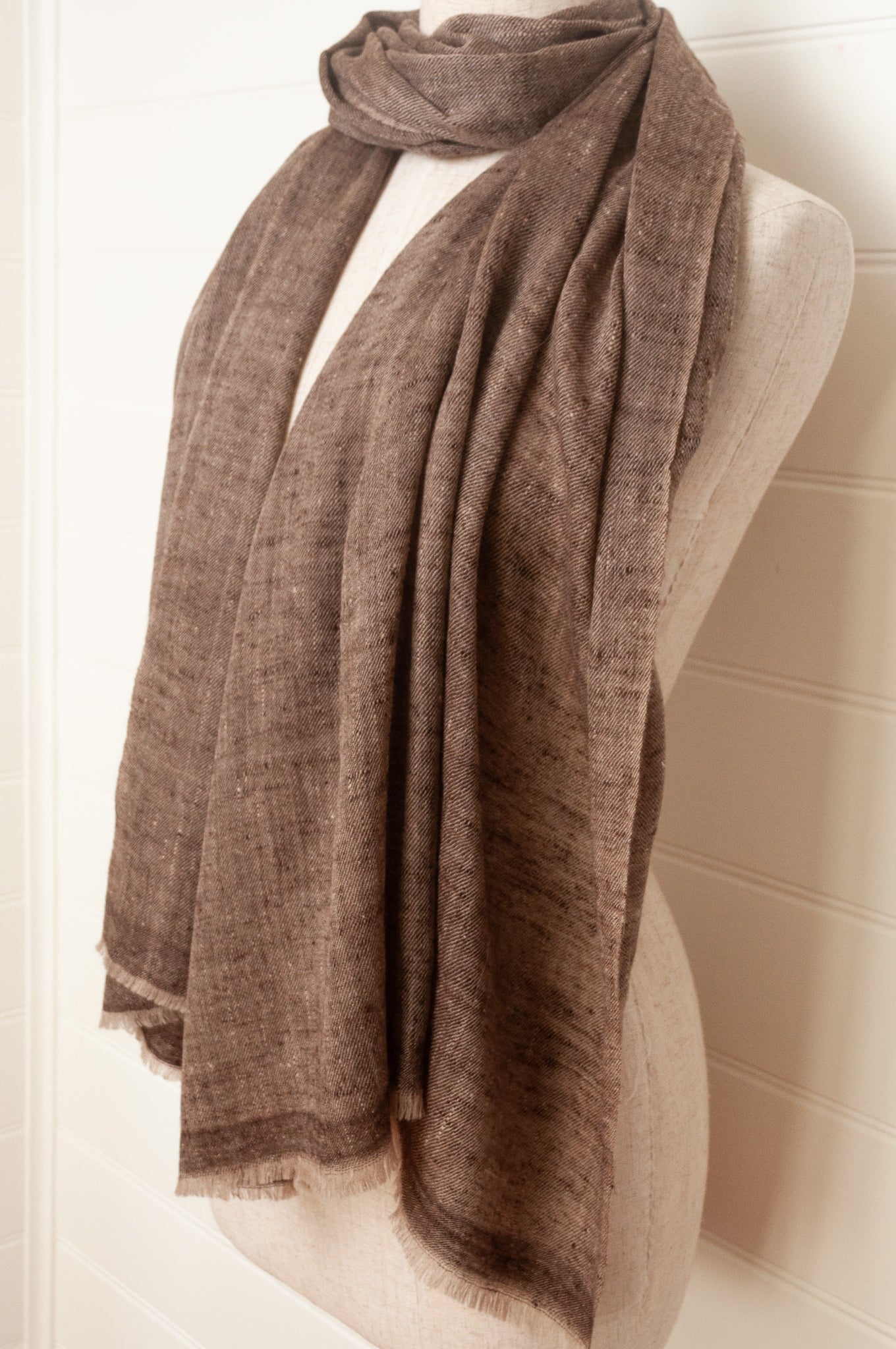 Pure pashmina cashmere wool handwoven scarf in warm chocolate brown.
