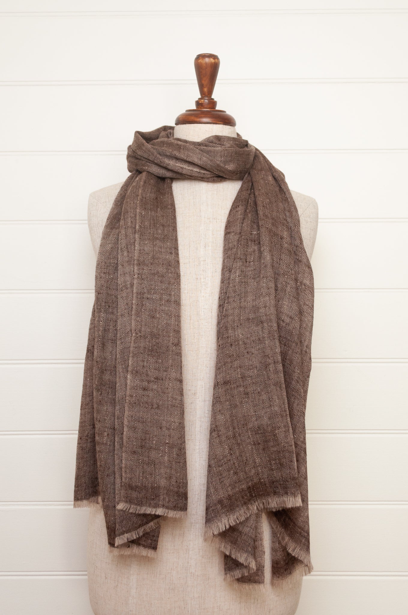 Pure pashmina cashmere wool handwoven scarf in warm chocolate brown.