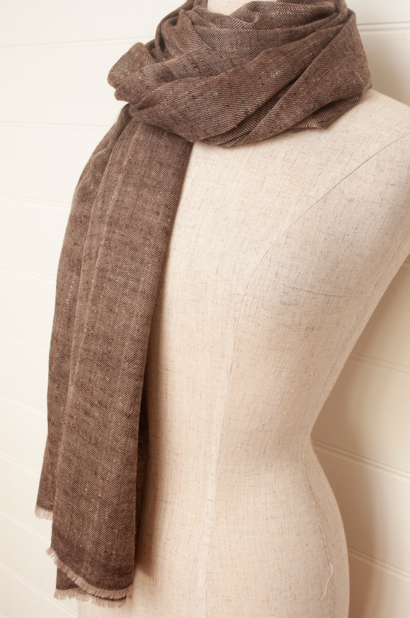 Pure pashmina cashmere wool handwoven scarf in warm chocolate brown.