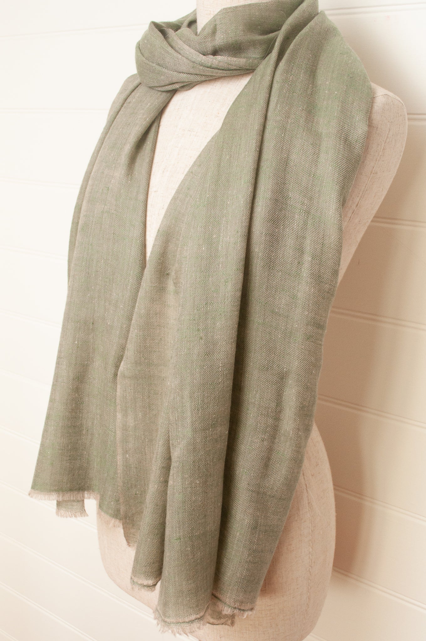Pure pashmina cashmere wool handwoven scarf in soft sage green.