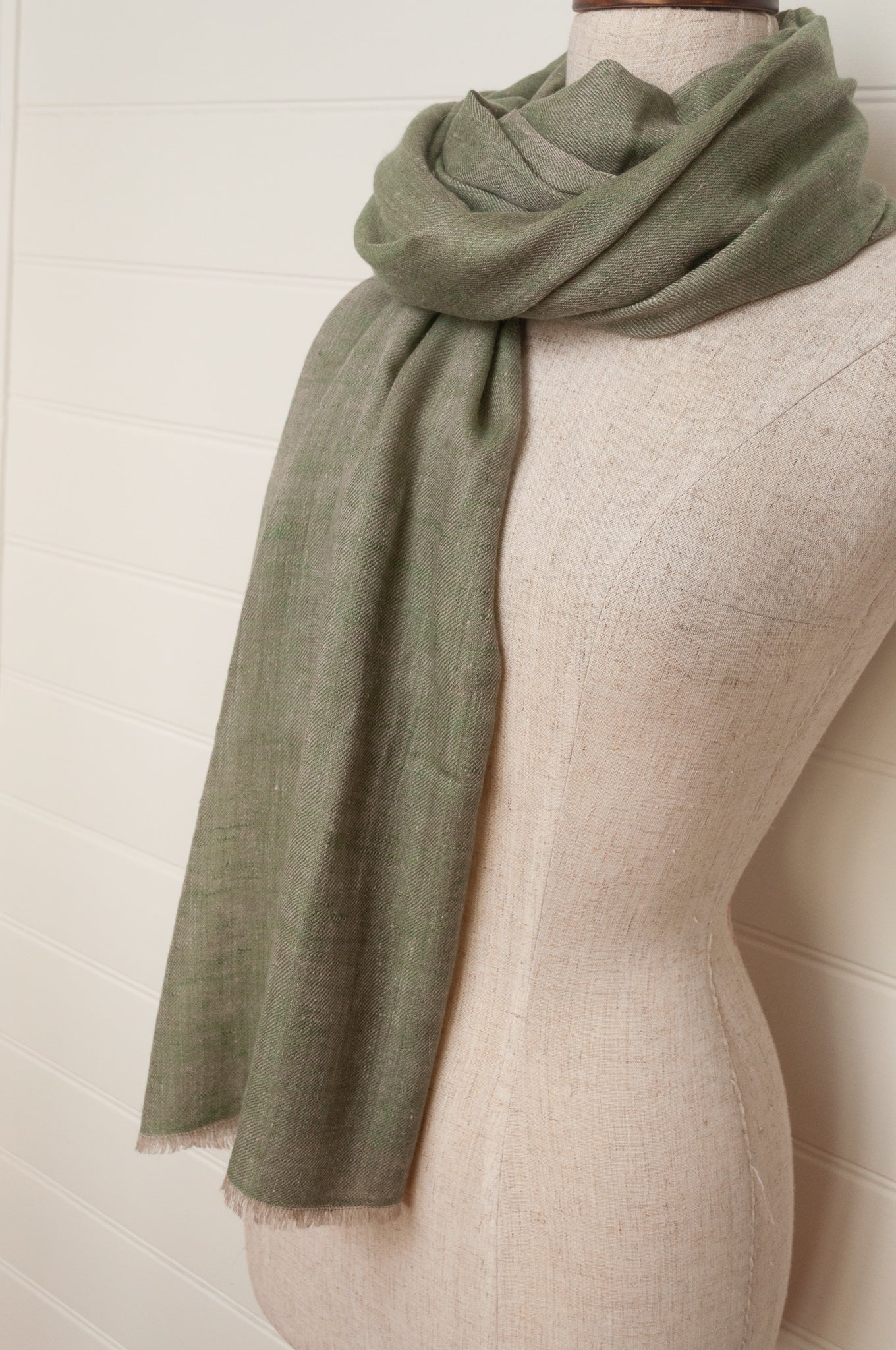 Pure pashmina cashmere wool handwoven scarf in soft sage green.