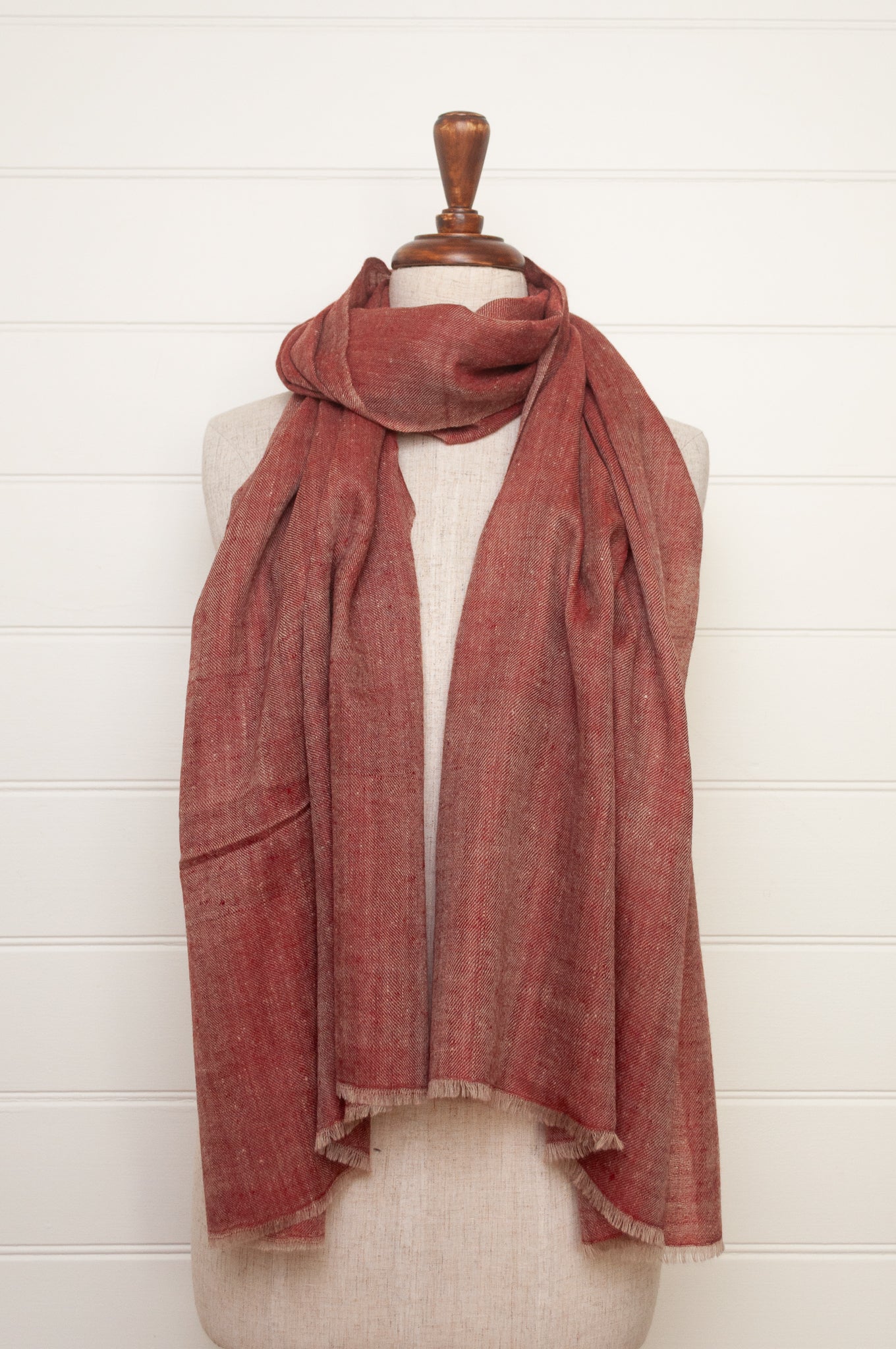 Pure pashmina cashmere wool handwoven scarf in brick red.
