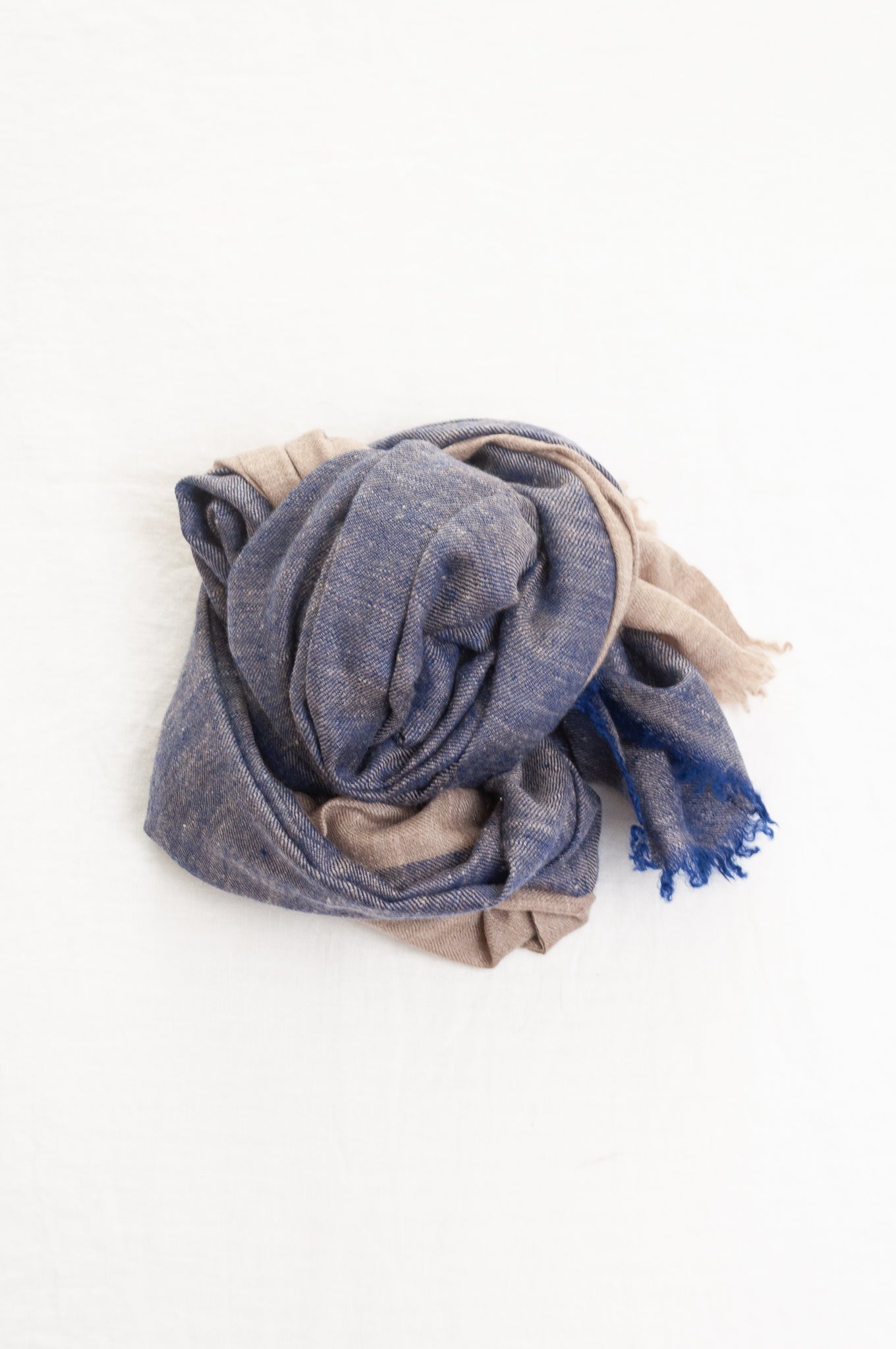 Twill weave pure pashmina handwoven scarf stole in two tone denim blue and natiural.