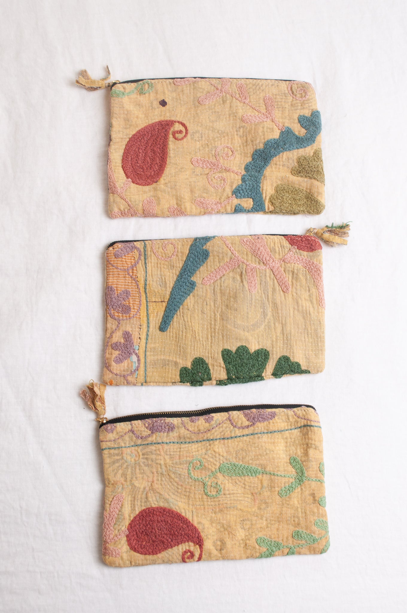 Vintage kantha pouch - Suzani lime