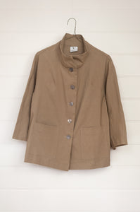 Valia Lygon St jacket in cotton stretch fabric in camel beige.