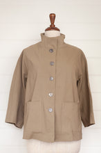 Load image into Gallery viewer, Valia Lygon St jacket in cotton stretch fabric in camel beige.