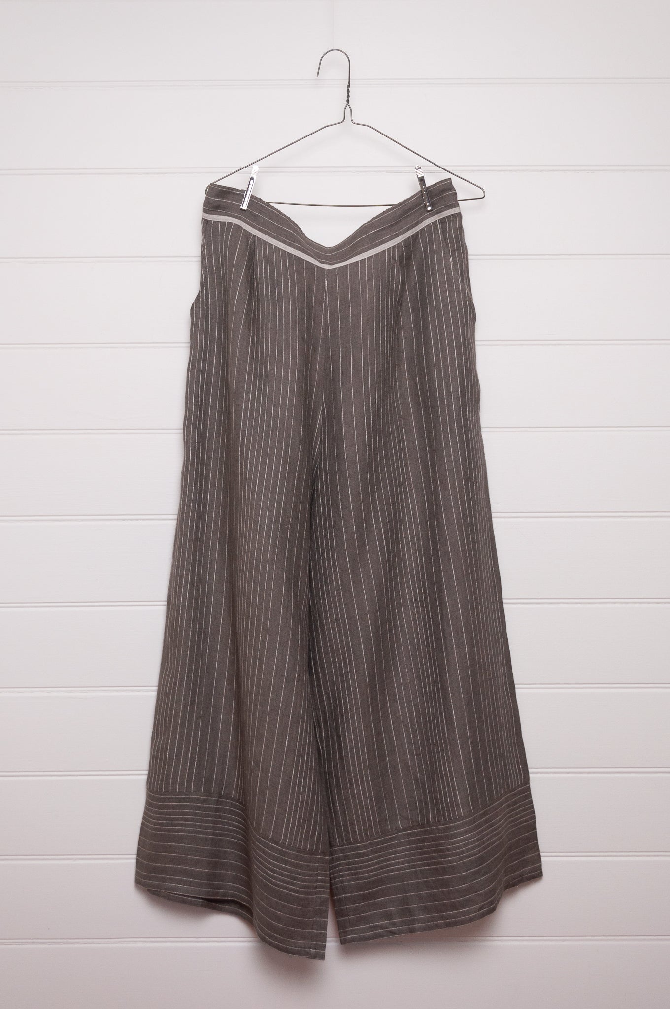 Manan Juno grey and white linen striped palazzo pant.